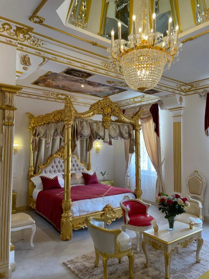 Suite Imperiale Eglise Du Couvent นาร์บอนน์ ภายนอก รูปภาพ