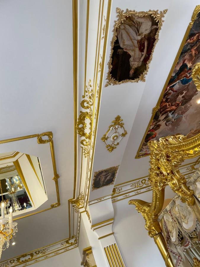 Suite Imperiale Eglise Du Couvent นาร์บอนน์ ภายนอก รูปภาพ