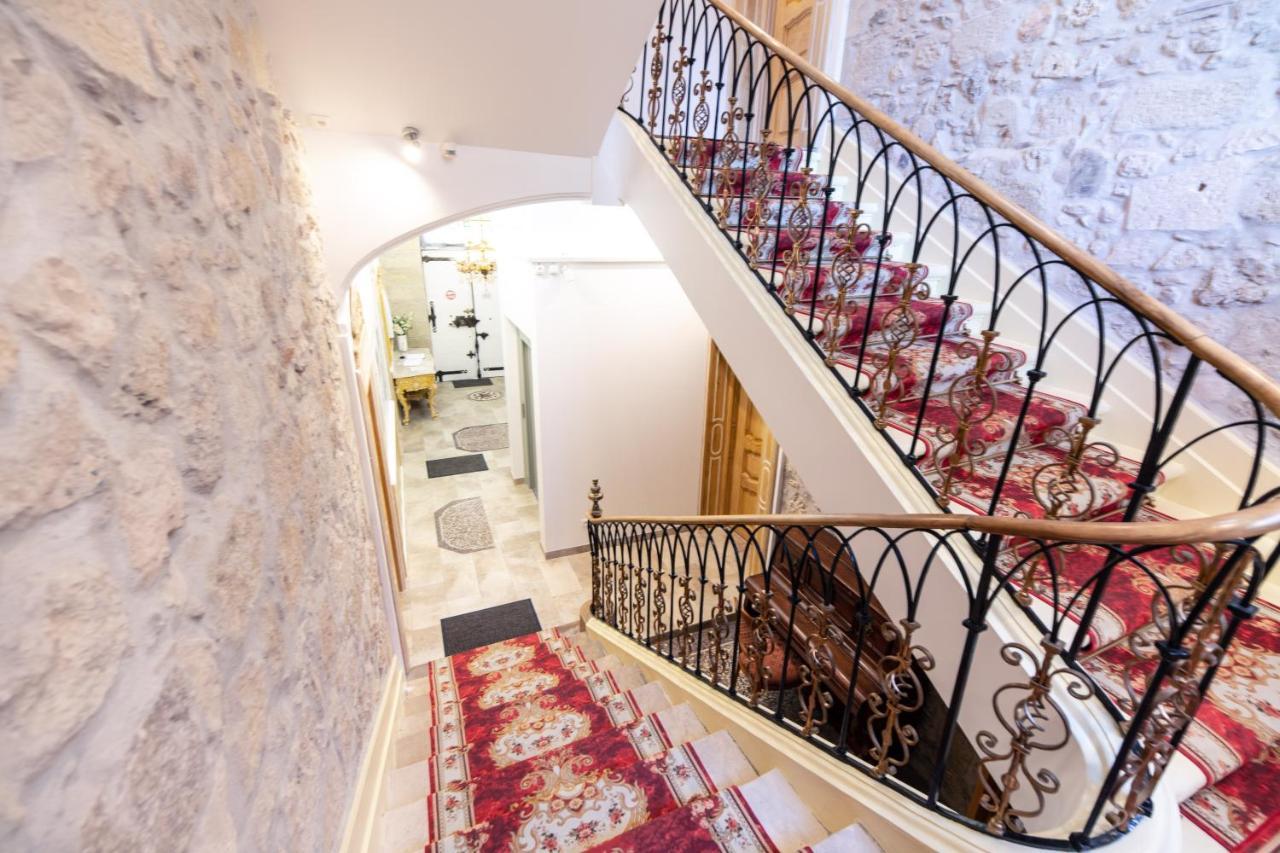 Suite Imperiale Eglise Du Couvent นาร์บอนน์ ภายนอก รูปภาพ