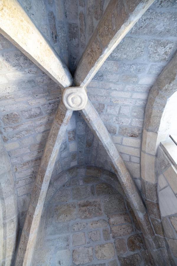 Suite Imperiale Eglise Du Couvent นาร์บอนน์ ภายนอก รูปภาพ
